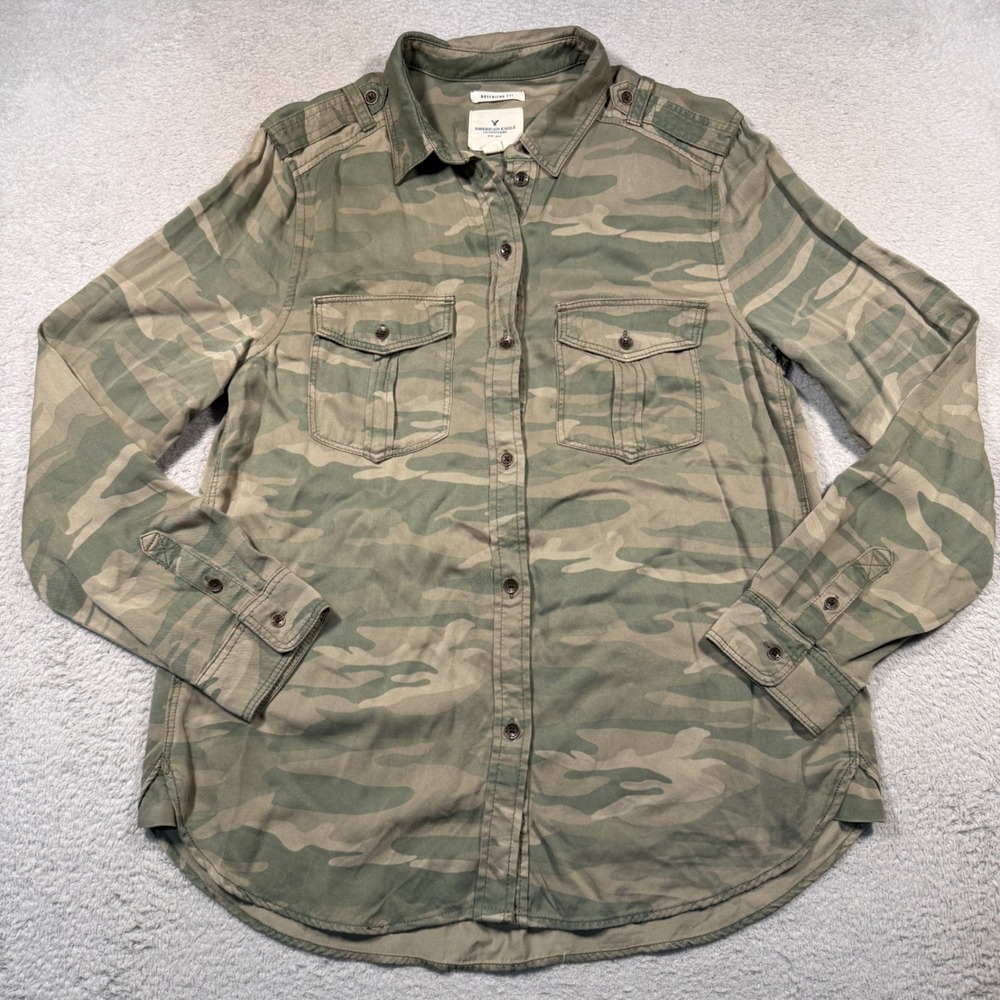 American Eagle Camo Boyfriend Fit Button Down Shirt M Stay Lovely Viscose NWT